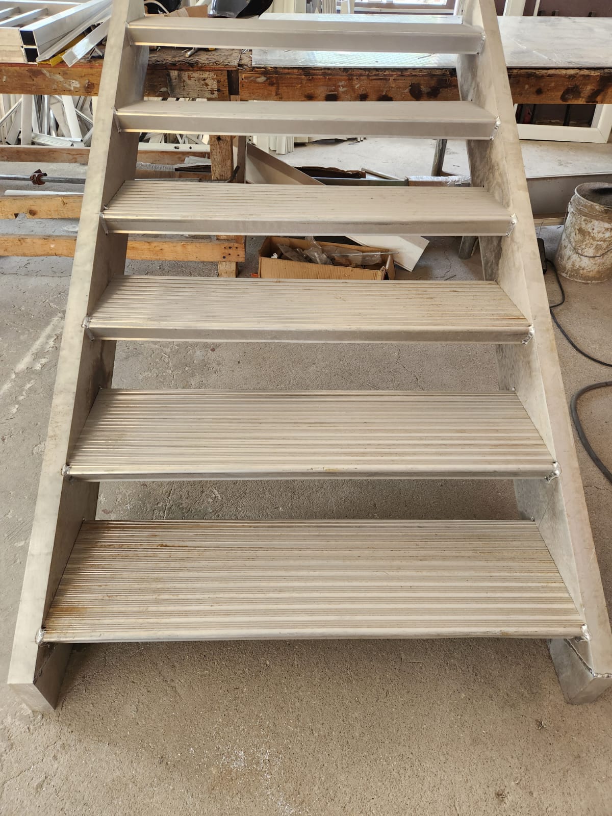 Metal Steps — Workshop